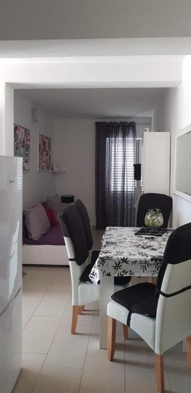 Summer Lounge Apartment Trogir Bagian luar foto