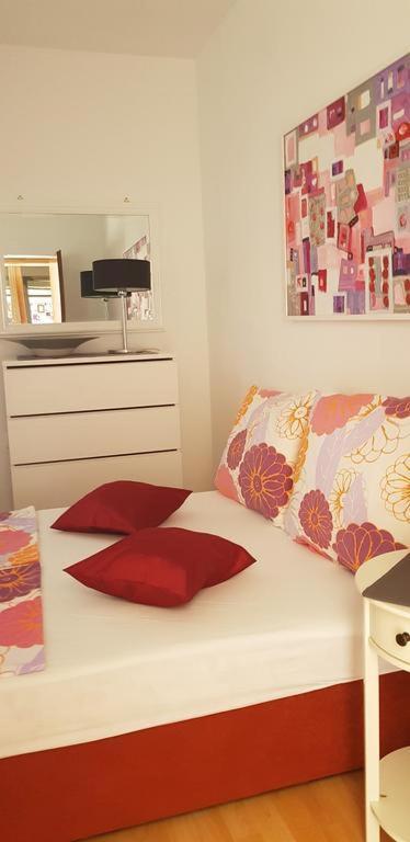 Summer Lounge Apartment Trogir Bagian luar foto